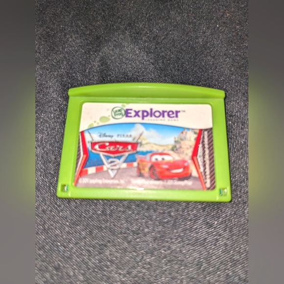EUC Leapfrog Explorer Learning Disney Pixar Cars 2 Game Cartridge Leap Pad - Picture 1 of 1